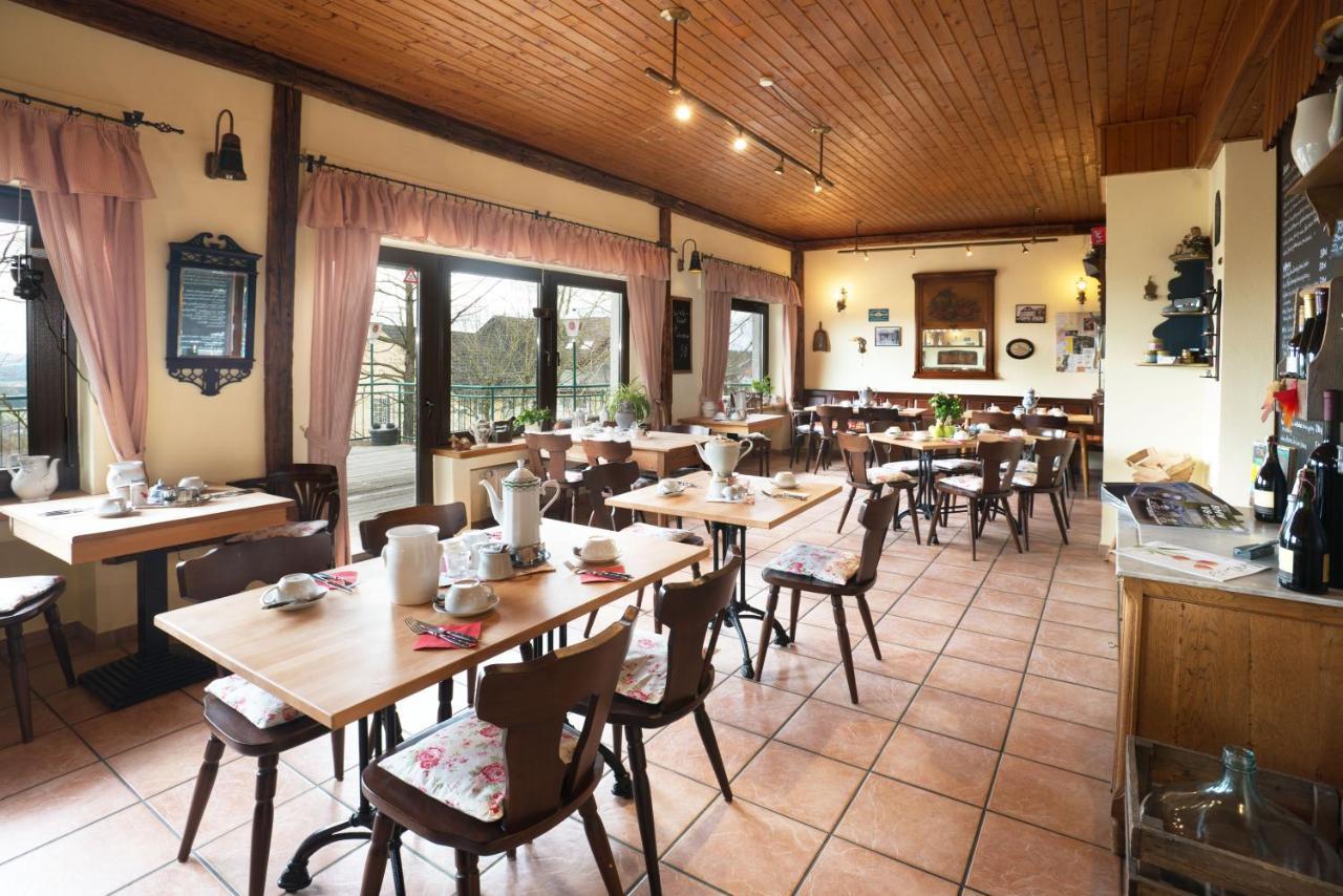 Gasthaus Zur Burgschaenke Aremberg المظهر الخارجي الصورة